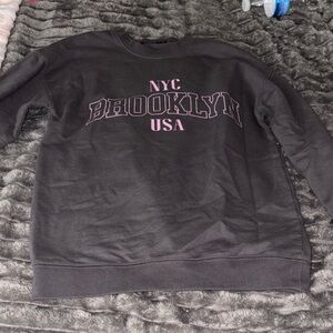 Boohoo Black and Pink NYC Brooklyn Sweatshirt